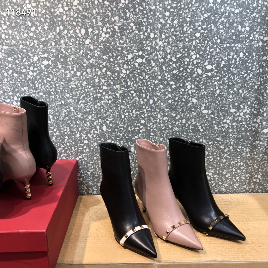 Valentino Shoes VT1092LS-1 Heel height 4CM Valentino Shoes VT1092LS-1 Heel height 4CM