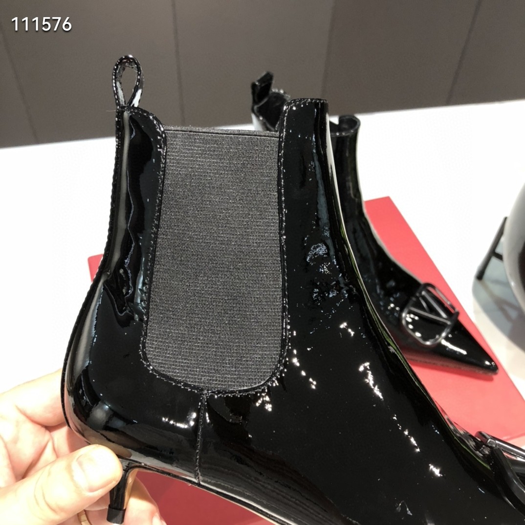 Valentino Shoes VT1092LS-5 Heel height 4CM Valentino Shoes VT1092LS-5 Heel height 4CM