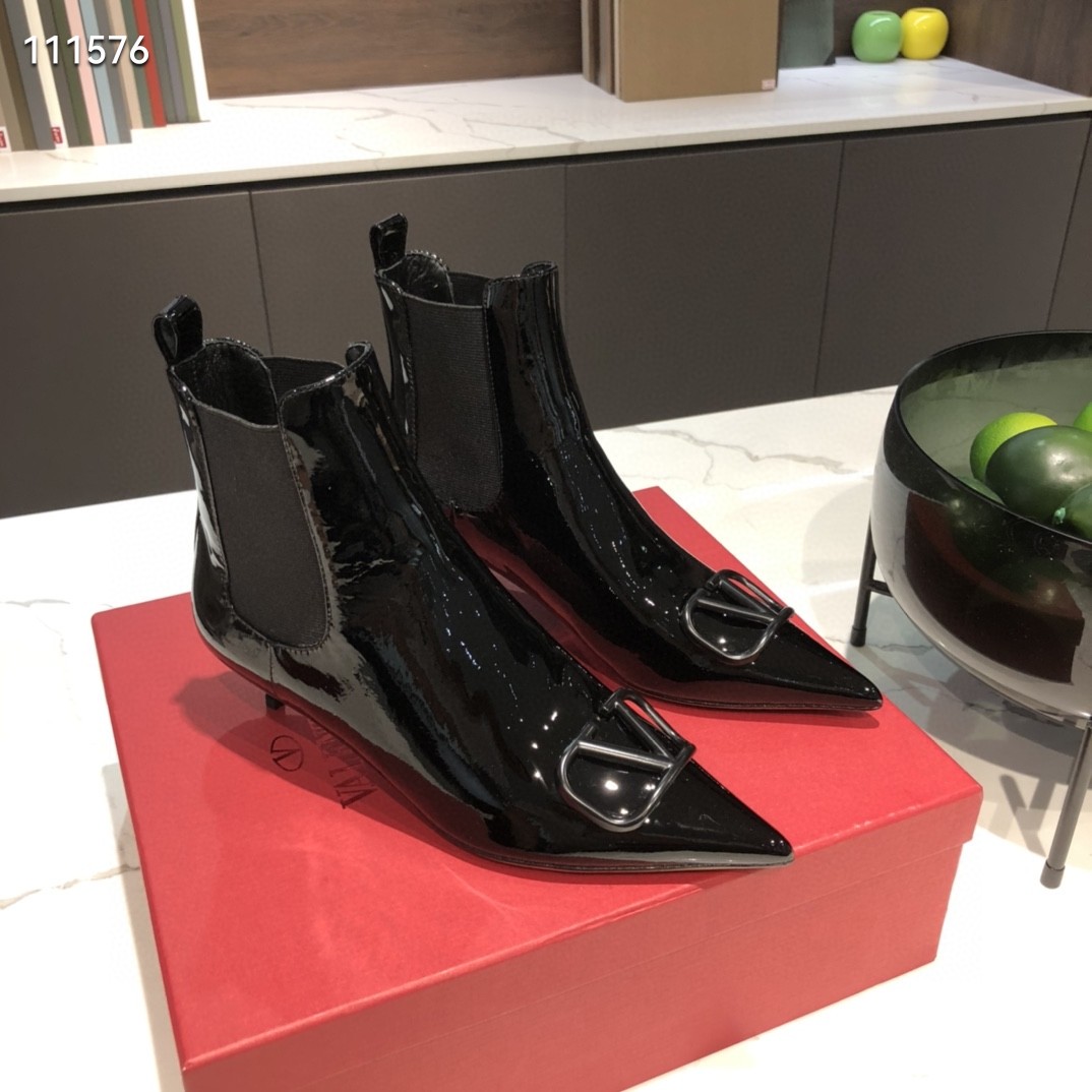 Valentino Shoes VT1092LS-5 Heel height 4CM Valentino Shoes VT1092LS-5 Heel height 4CM