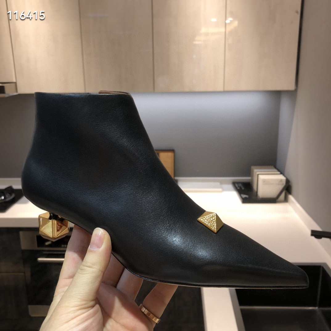 Valentino Shoes VT1093LS-1 Heel height 4CM Valentino Shoes VT1093LS-1 Heel height 4CM