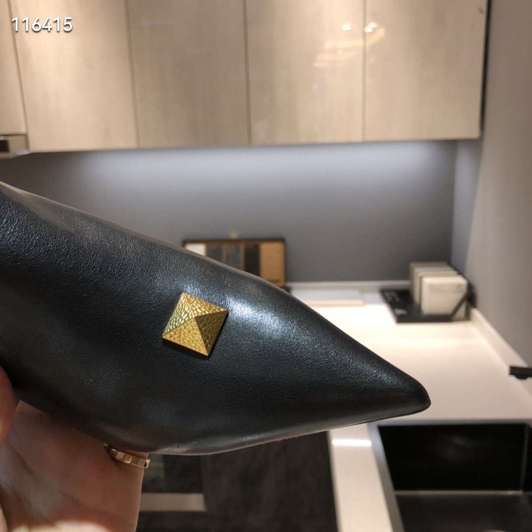 Valentino Shoes VT1093LS-1 Heel height 4CM Valentino Shoes VT1093LS-1 Heel height 4CM