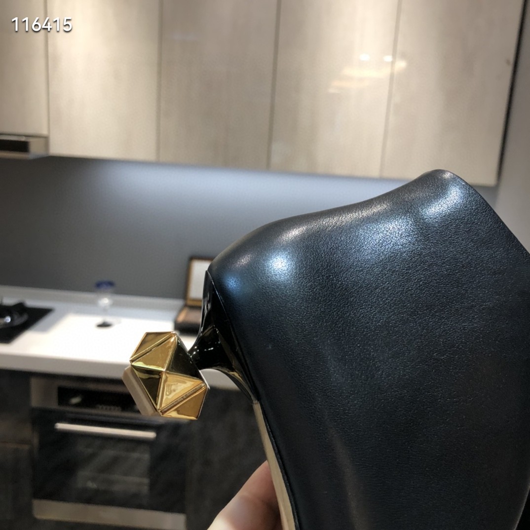 Valentino Shoes VT1093LS-1 Heel height 4CM Valentino Shoes VT1093LS-1 Heel height 4CM