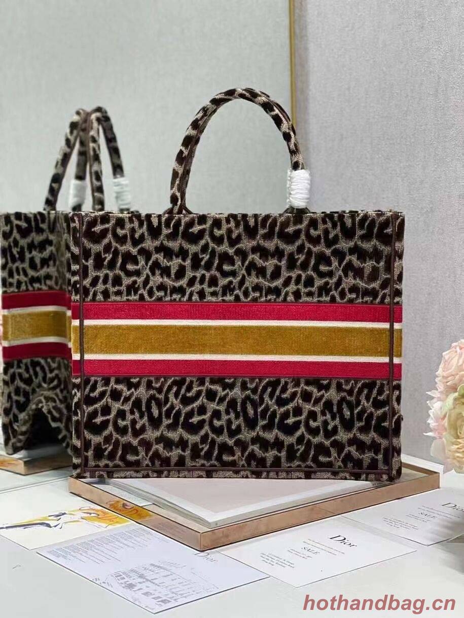 DIOR BOOK TOTE Embroidery C1286-1 Brown Leopard Print DIOR BOOK TOTE Embroidery C1286-1 Brown Leopard Print