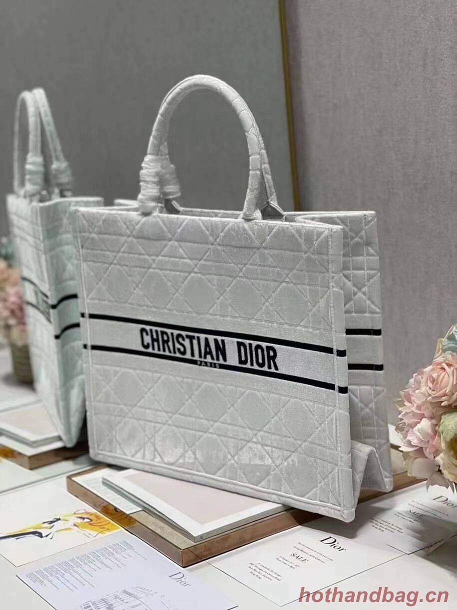 DIOR BOOK TOTE Velvet C1286-2 white DIOR BOOK TOTE Velvet C1286-2 white