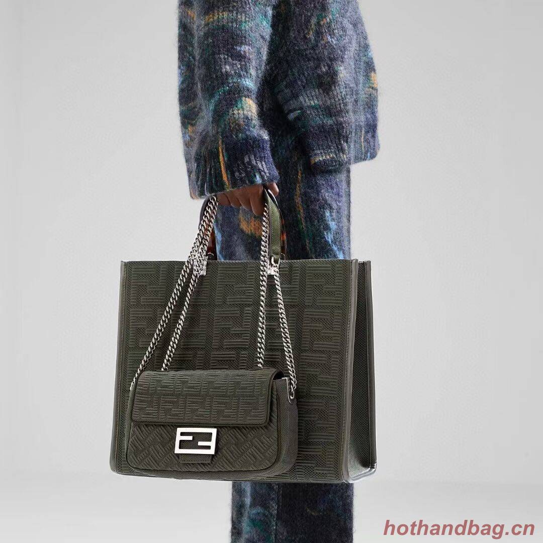 FENDI MIDI BAGUETTE CHAIN FF fabric bag 8BR793 Green FENDI MIDI BAGUETTE CHAIN FF fabric bag 8BR793 Green