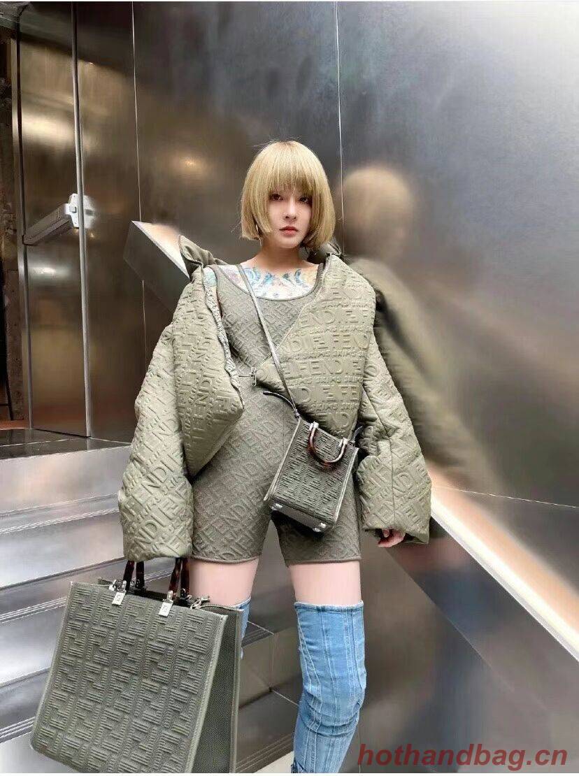 FENDI MIDI BAGUETTE CHAIN FF fabric bag 8BR793 Green FENDI MIDI BAGUETTE CHAIN FF fabric bag 8BR793 Green