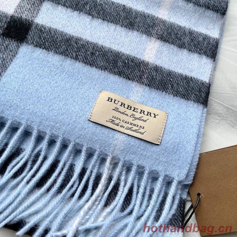 Burberry Scarf B00240 Burberry Scarf B00240