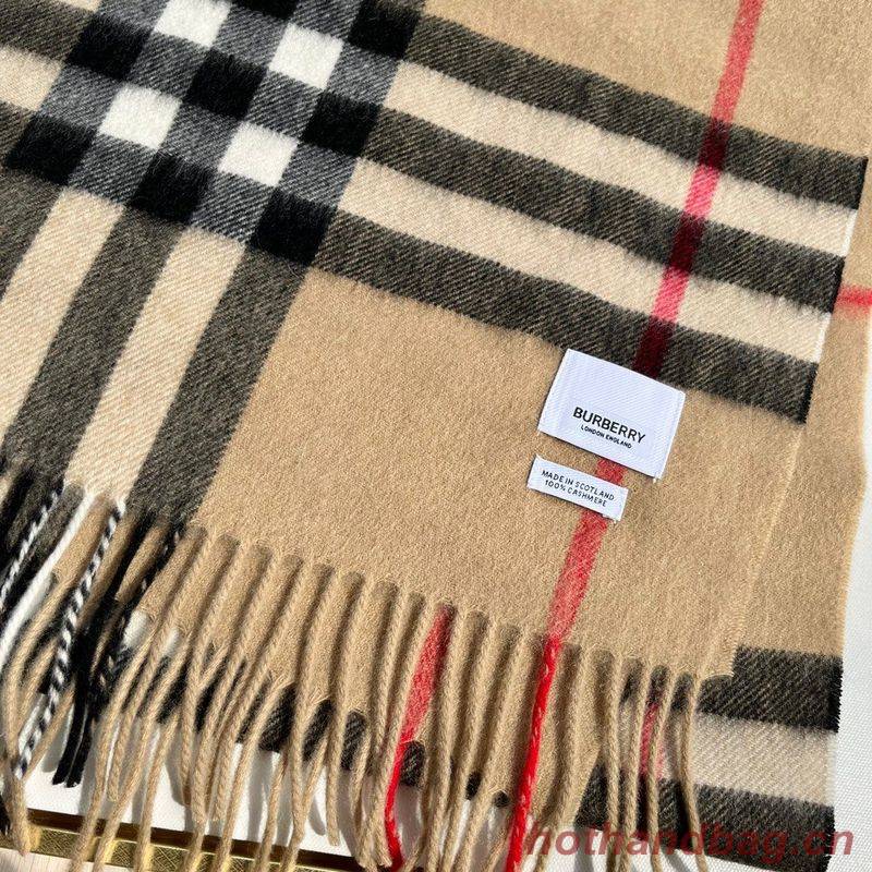 Burberry Scarf B00242 Burberry Scarf B00242