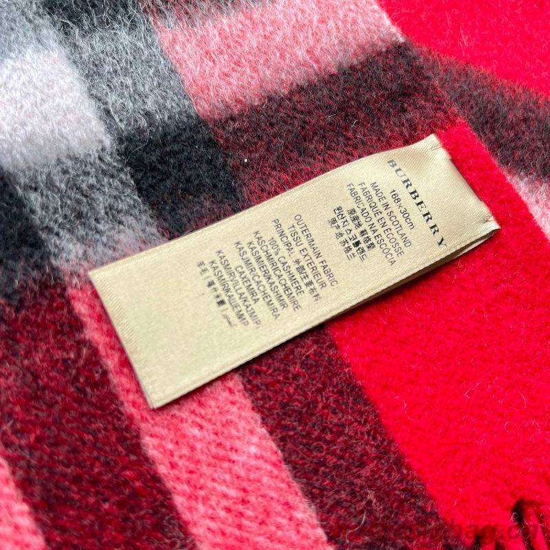 Burberry Scarf B00243 Burberry Scarf B00243
