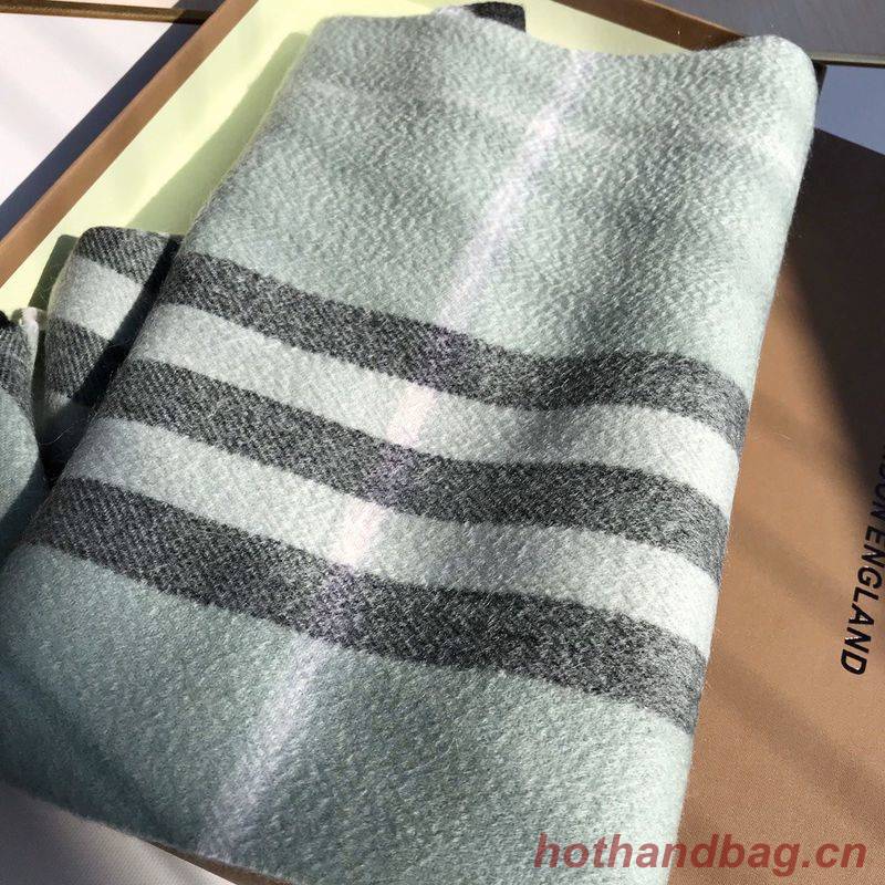 Burberry Scarf B00244