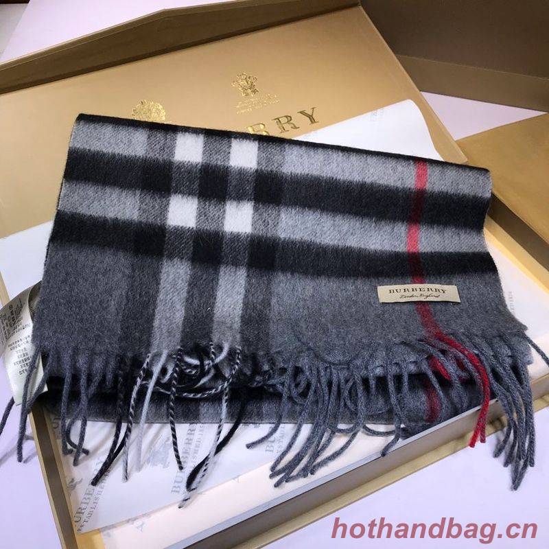Burberry Scarf B00248 Burberry Scarf B00248