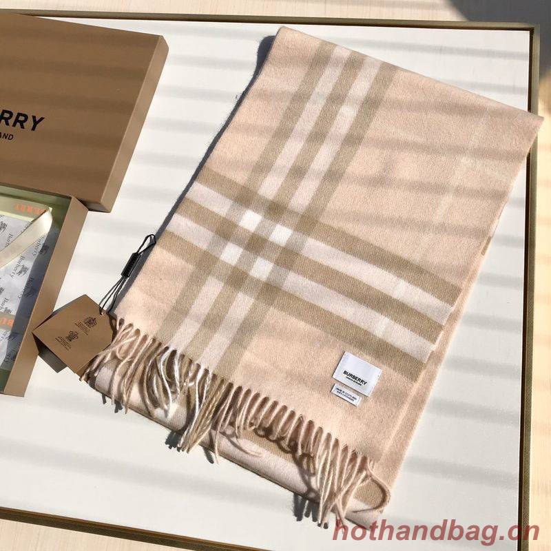Burberry Scarf B00251 Burberry Scarf B00251