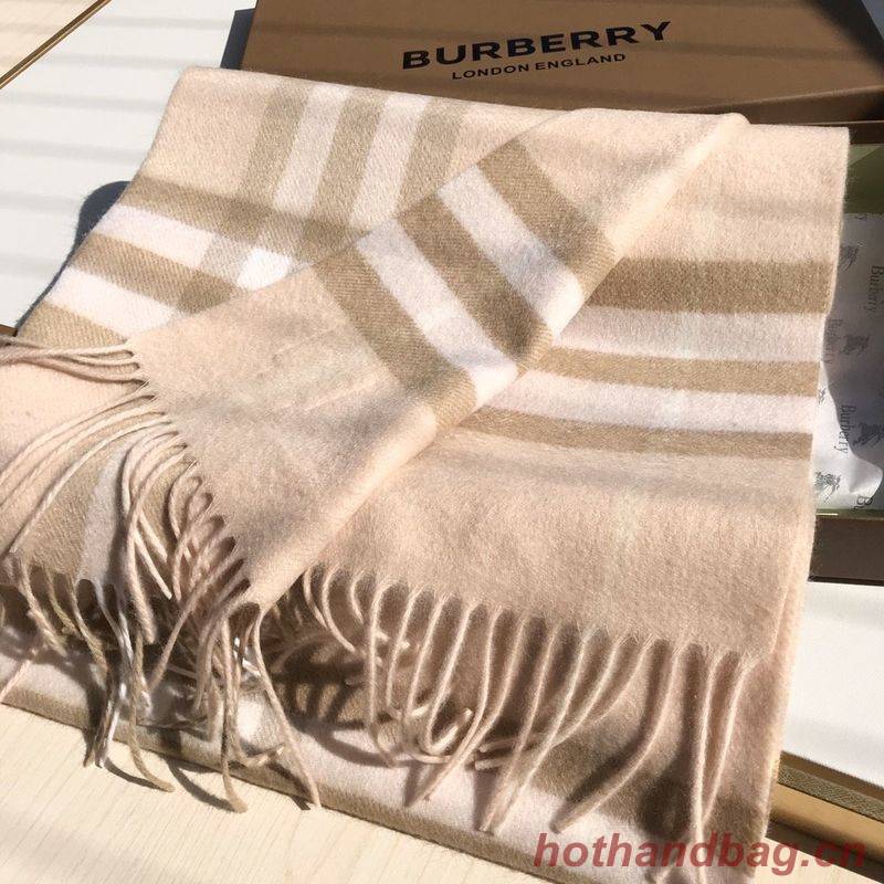 Burberry Scarf B00251 Burberry Scarf B00251