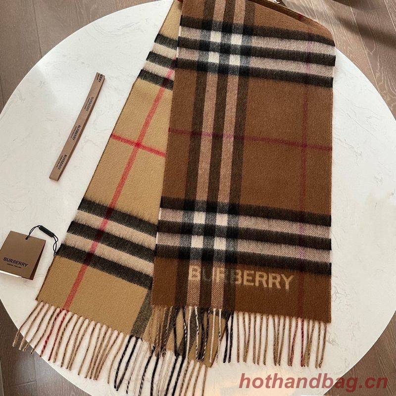 Burberry Scarf B00253 Burberry Scarf B00253