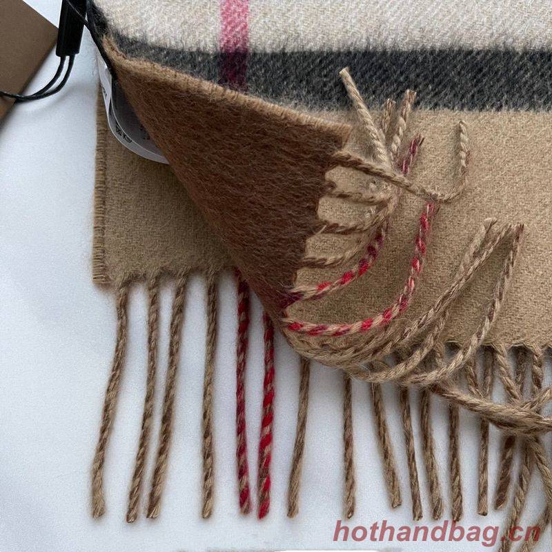 Burberry Scarf B00253 Burberry Scarf B00253