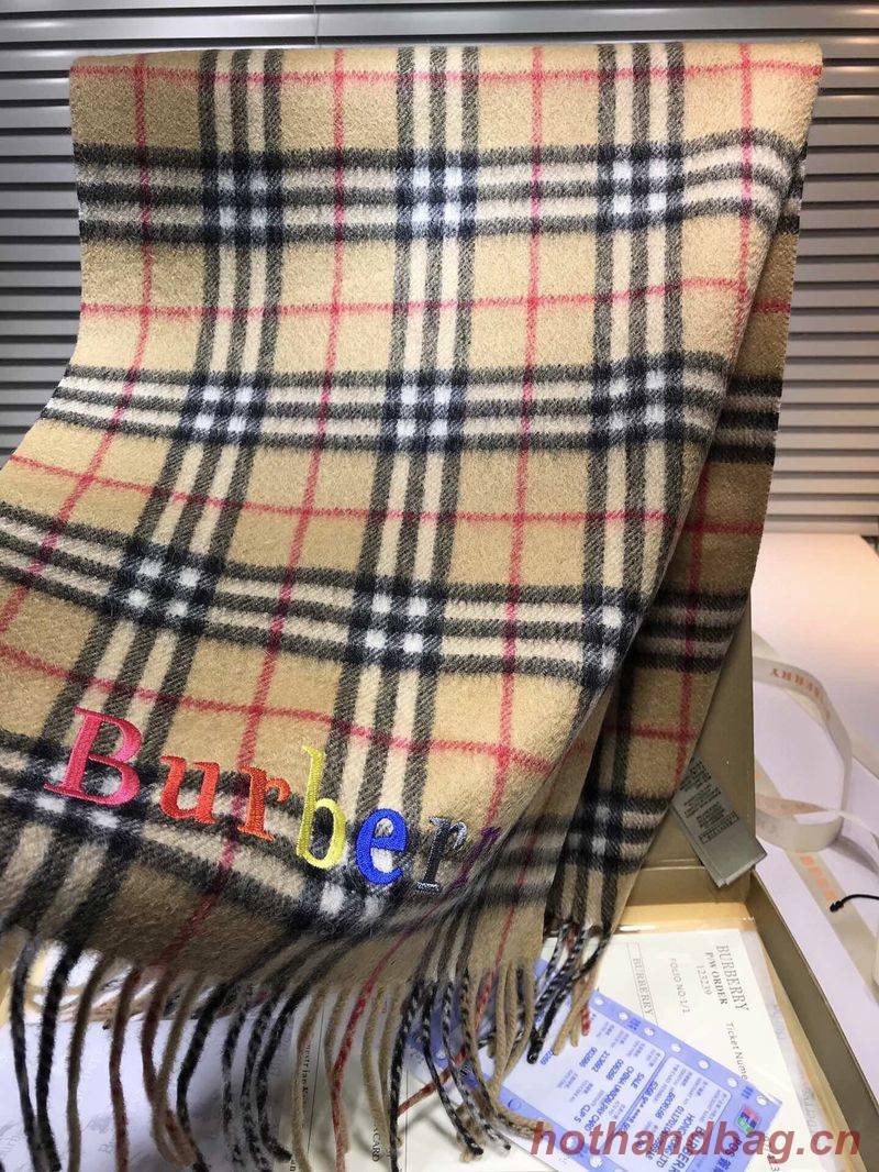 Burberry Scarf B00255 Burberry Scarf B00255