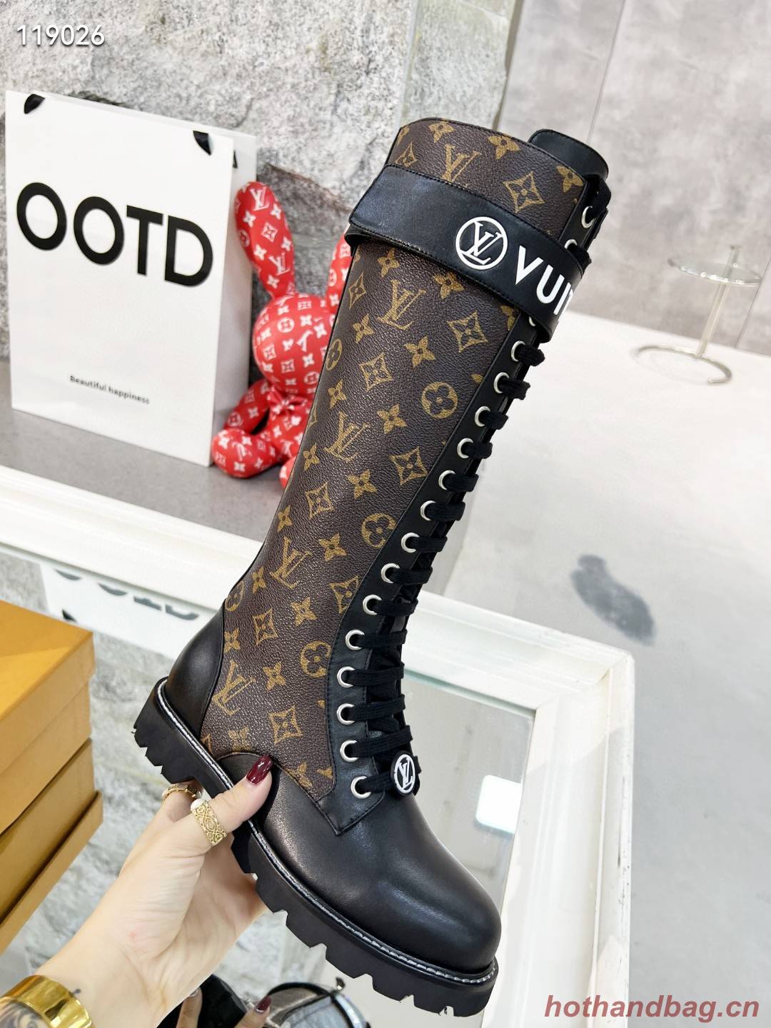 Louis Vuitton TERRITORY FLAT HIGH RANGER LV1158DS-3