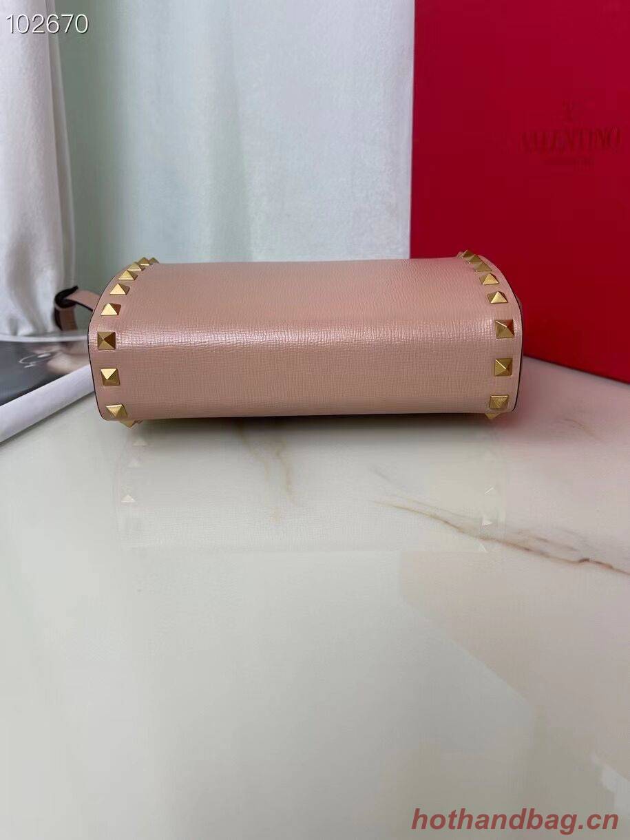 VALENTINO GARAVANI Rockstud Alcove Grain calf shoulder bag V0189 pink VALENTINO GARAVANI Rockstud Alcove Grain calf shoulder bag V0189 pink