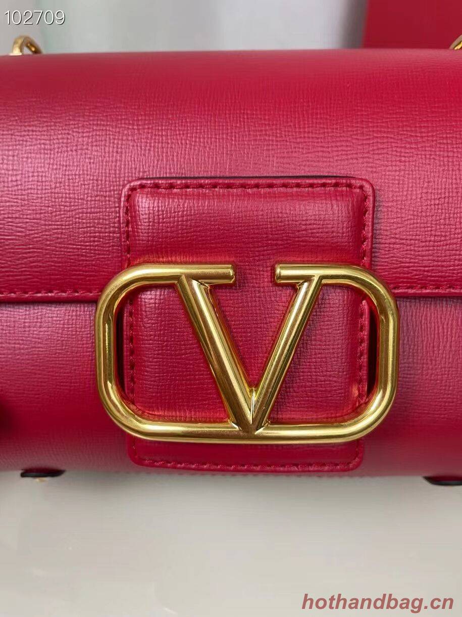 VALENTINO GARAVANI Stud Sign Grained Calfskin Shoulder Bag V0196 red VALENTINO GARAVANI Stud Sign Grained Calfskin Shoulder Bag V0196 red
