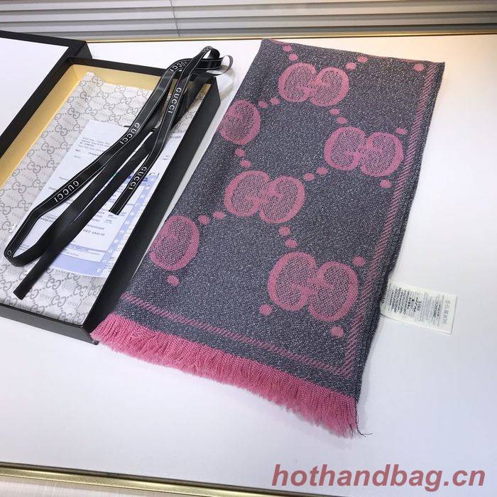 Gucci Scarf G00112