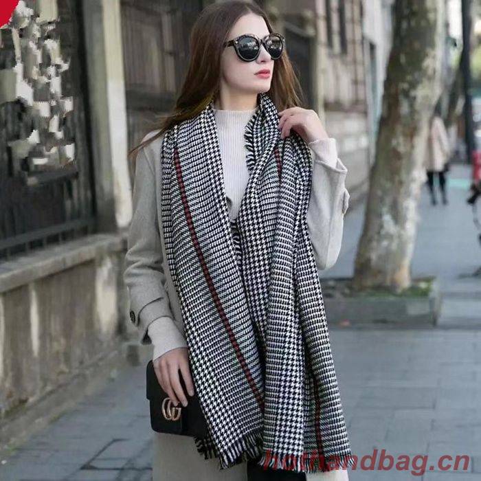 Gucci Scarf G00123 Gucci Scarf G00123