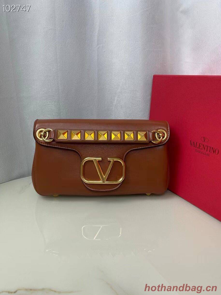 VALENTINO GARAVANI Stud Sign nappa Shoulder Bag NL098 caramel VALENTINO GARAVANI Stud Sign nappa Shoulder Bag NL098 caramel