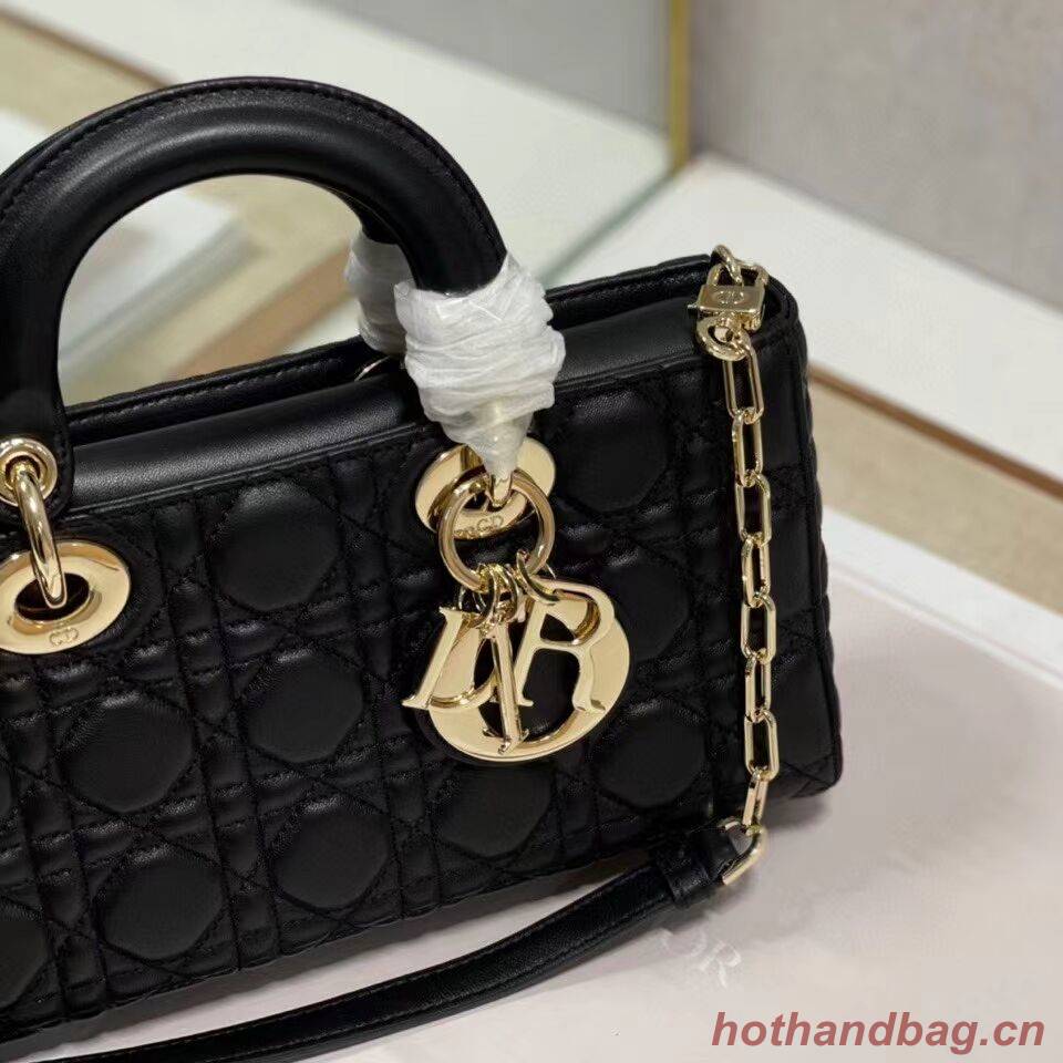 MEDIUM LADY DIOR BAG Cannage Lambskin C2820 black MEDIUM LADY DIOR BAG Cannage Lambskin C2820 black