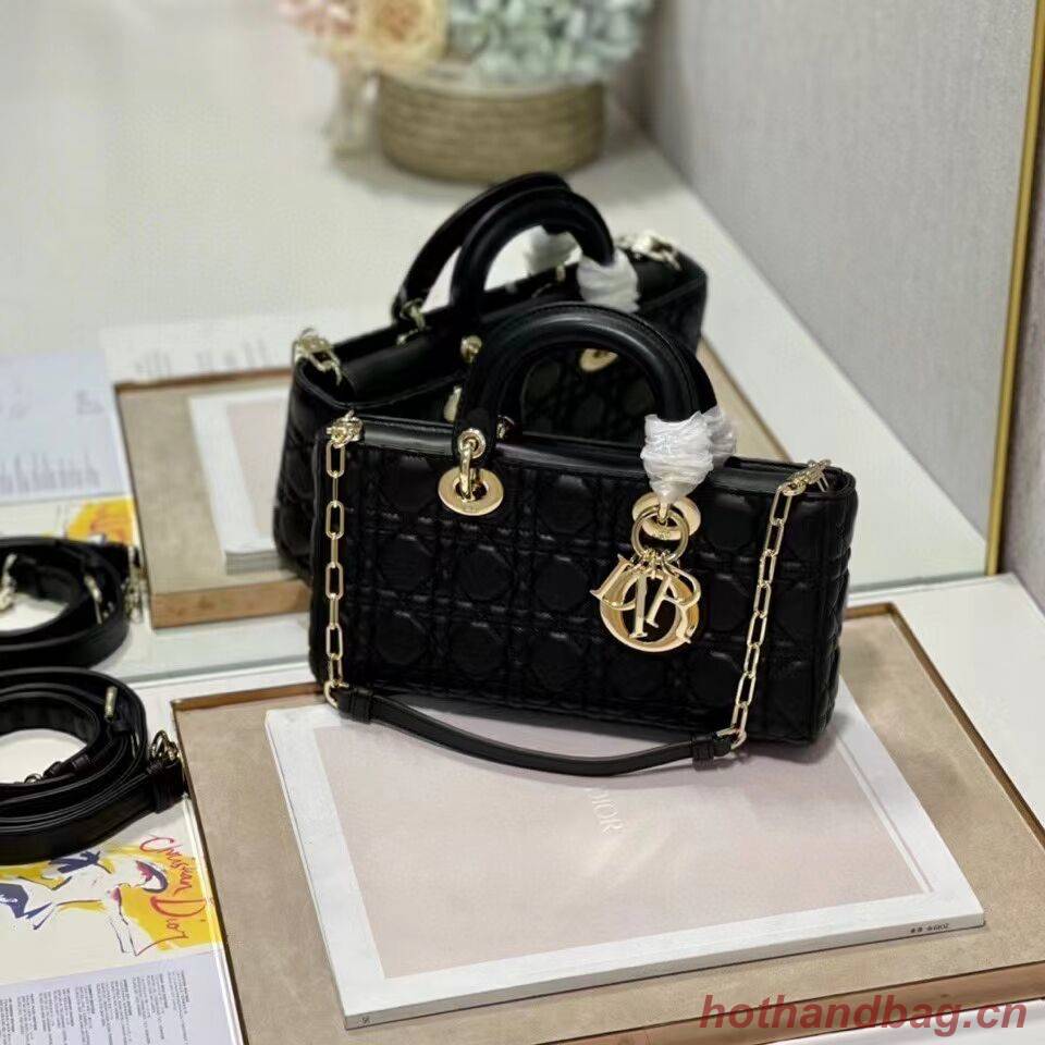 MEDIUM LADY DIOR BAG Cannage Lambskin C2820 black MEDIUM LADY DIOR BAG Cannage Lambskin C2820 black