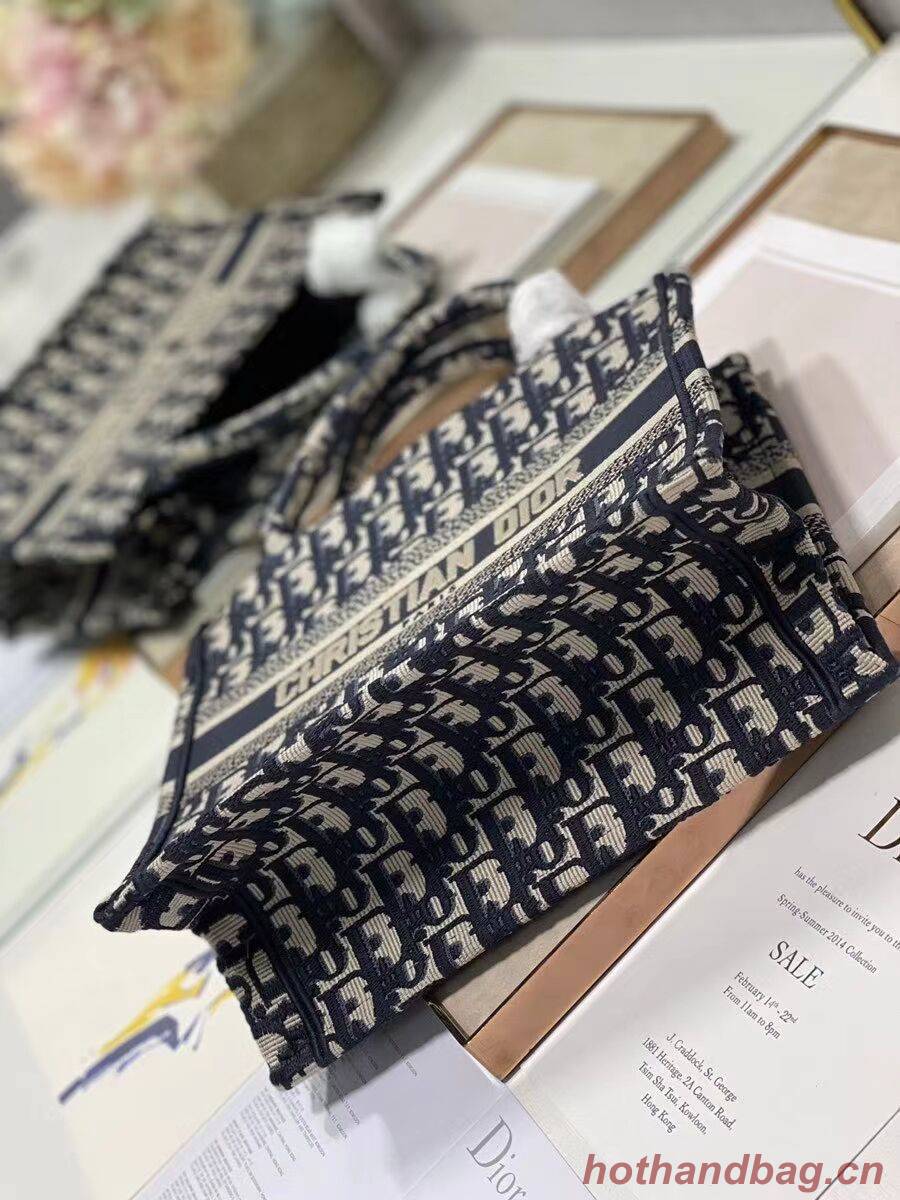 SMALL DIOR BOOK TOTE Embroidery C1331-6 SMALL DIOR BOOK TOTE Embroidery C1331-6