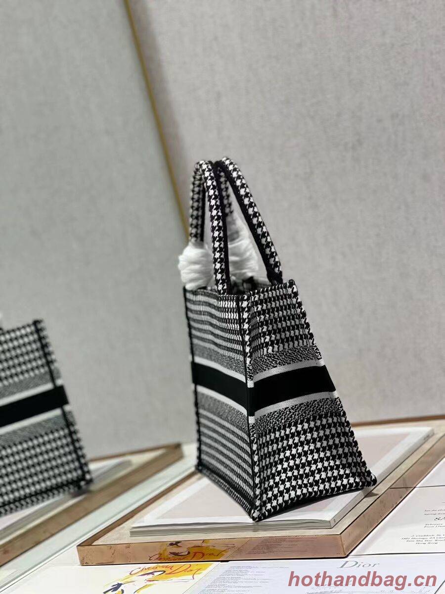 SMALL DIOR BOOK TOTE Embroidery C1331-7 SMALL DIOR BOOK TOTE Embroidery C1331-7