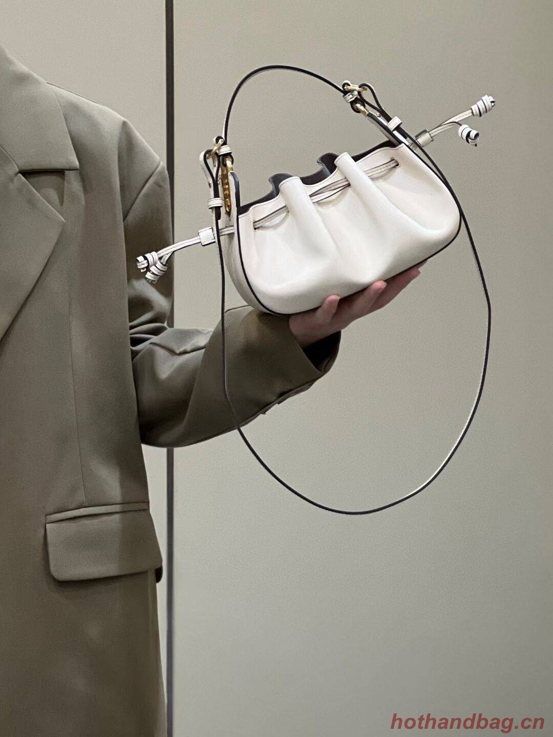 FENDI TOUCH leather bag 8BS059 white FENDI TOUCH leather bag 8BS059 white