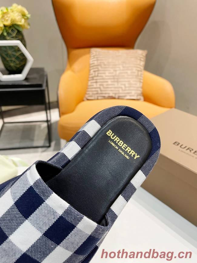 BurBerry Shoes 92637-4