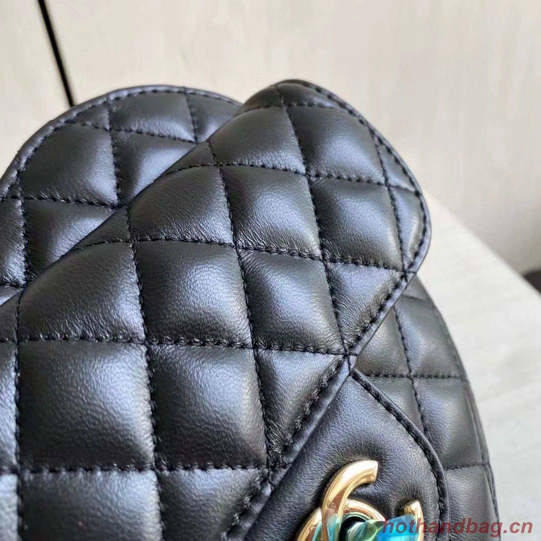 Chanel 2022S Love Heart Original Lambskin Crossbody Chain Bag AS3191Y Black Chanel 2022S Love Heart Original Lambskin Crossbody Chain Bag AS3191Y Black