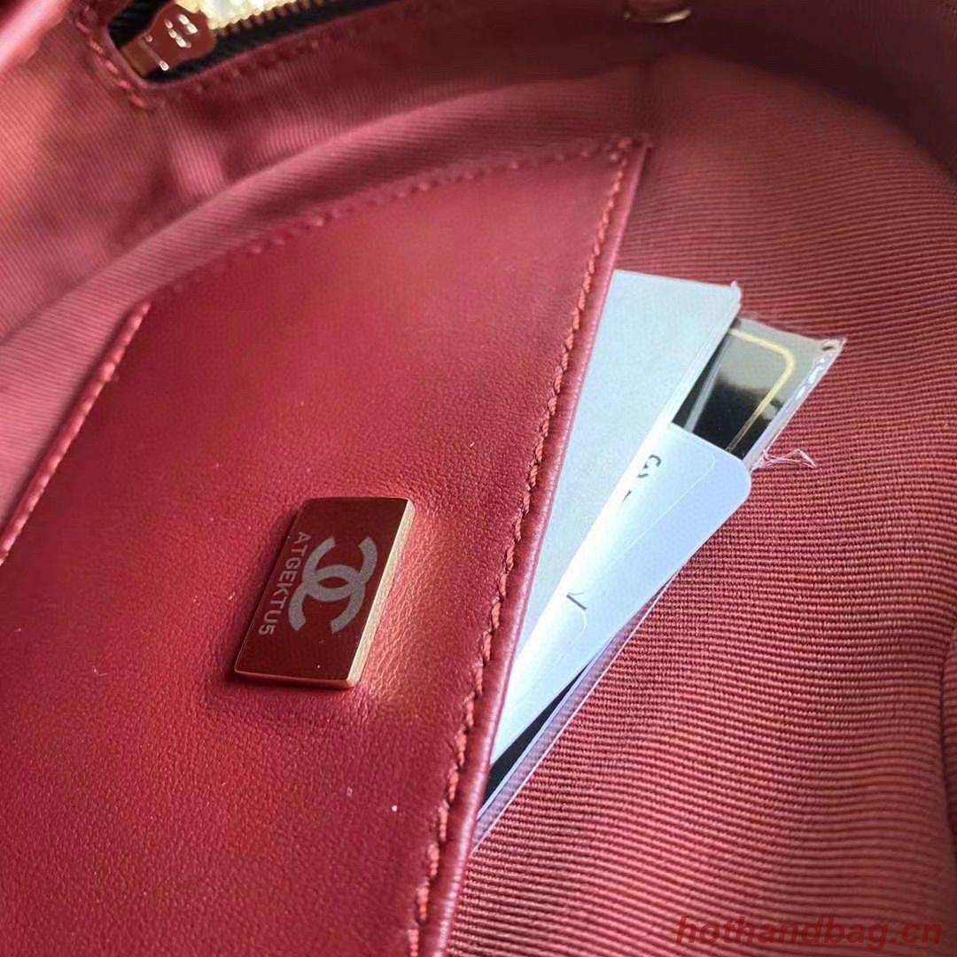 Chanel 2022S Love Heart Original Lambskin Crossbody Chain Bag AS3191Y Black Chanel 2022S Love Heart Original Lambskin Crossbody Chain Bag AS3191Y Black