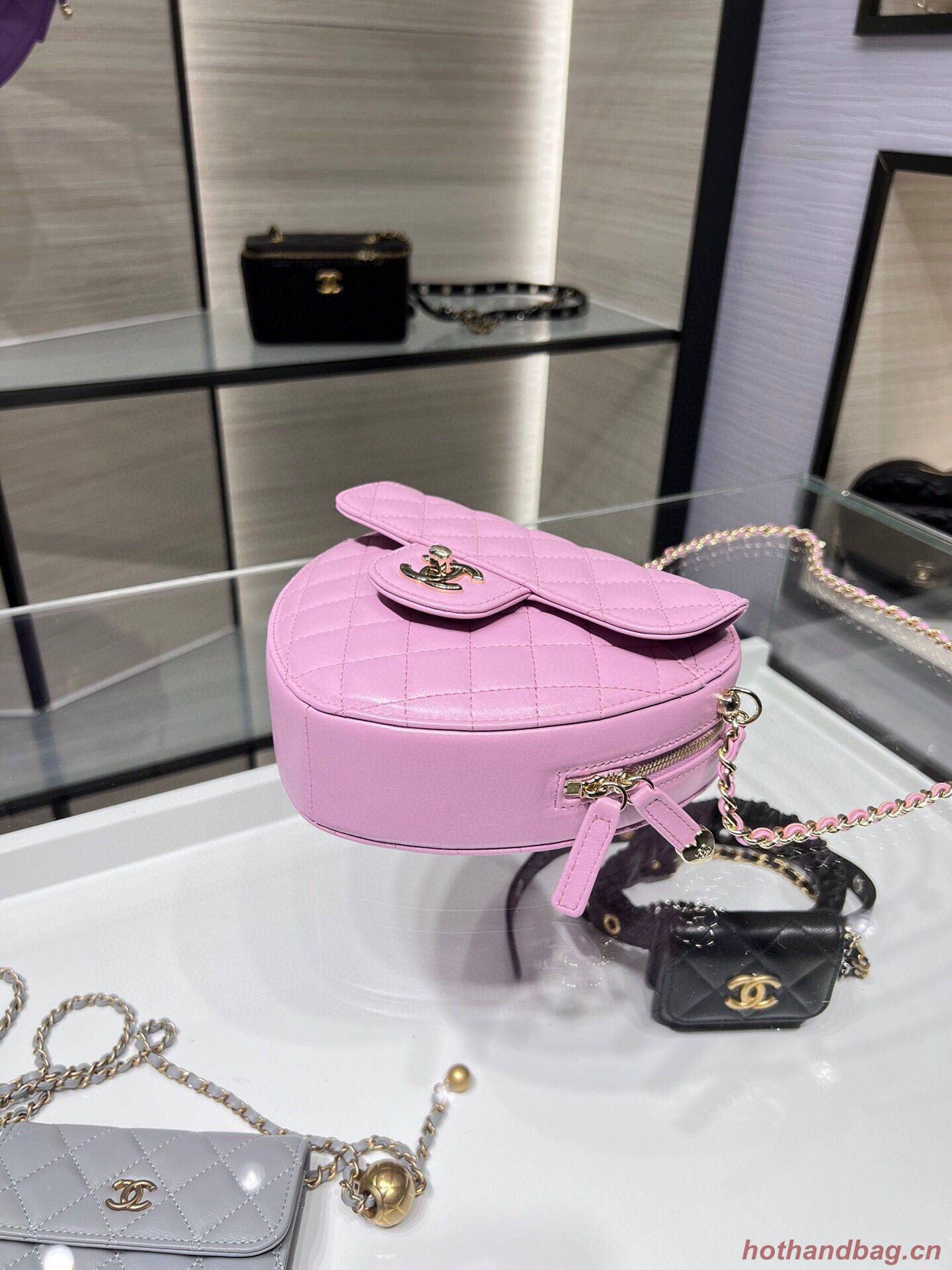 Chanel 2022S Love Heart Original Lambskin Crossbody Chain Bag AS3191Y Pink Chanel 2022S Love Heart Original Lambskin Crossbody Chain Bag AS3191Y Pink