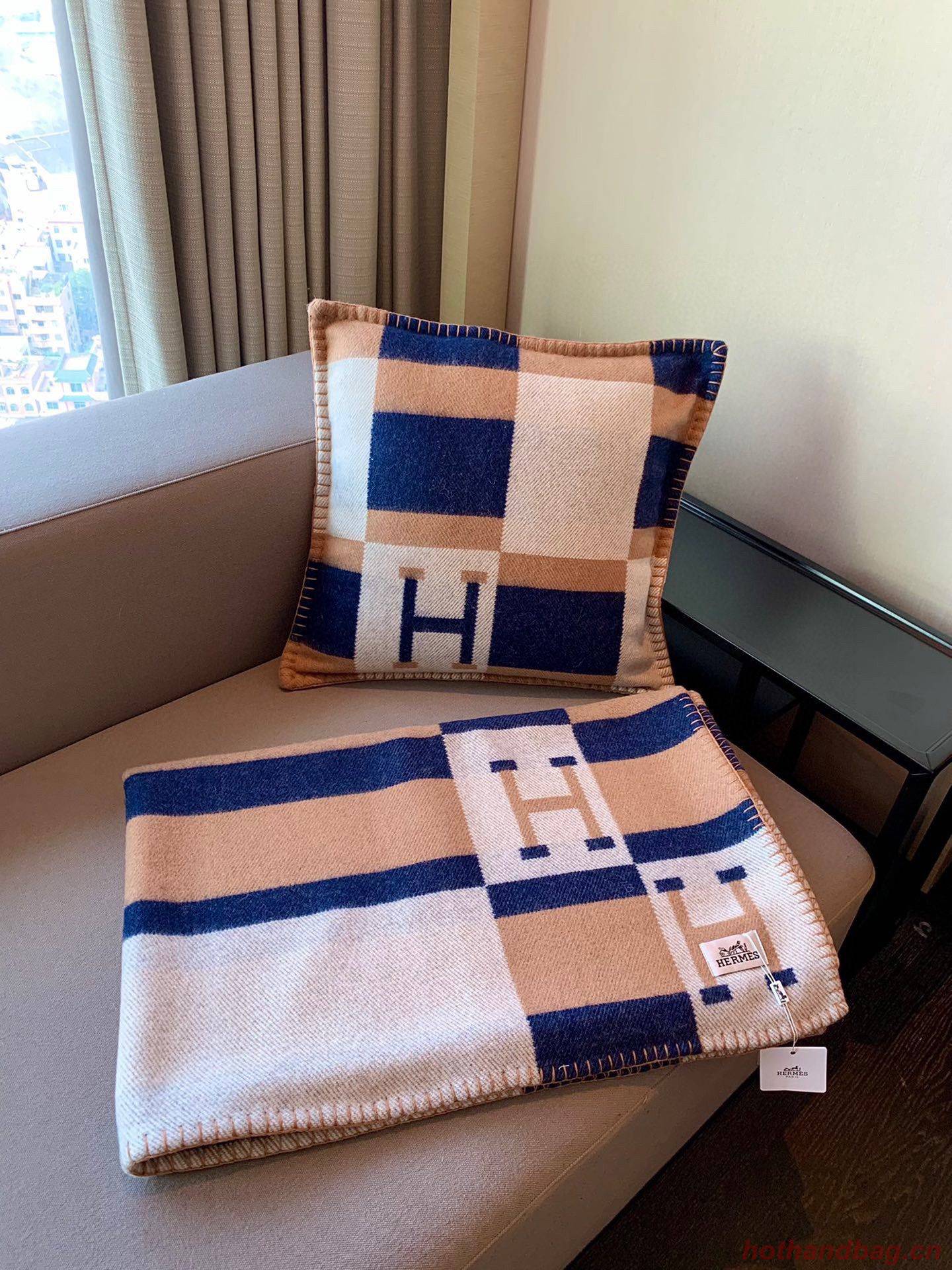 Hermes Pillow 18234 Khaki&Blue Hermes Pillow 18234 Khaki&Blue