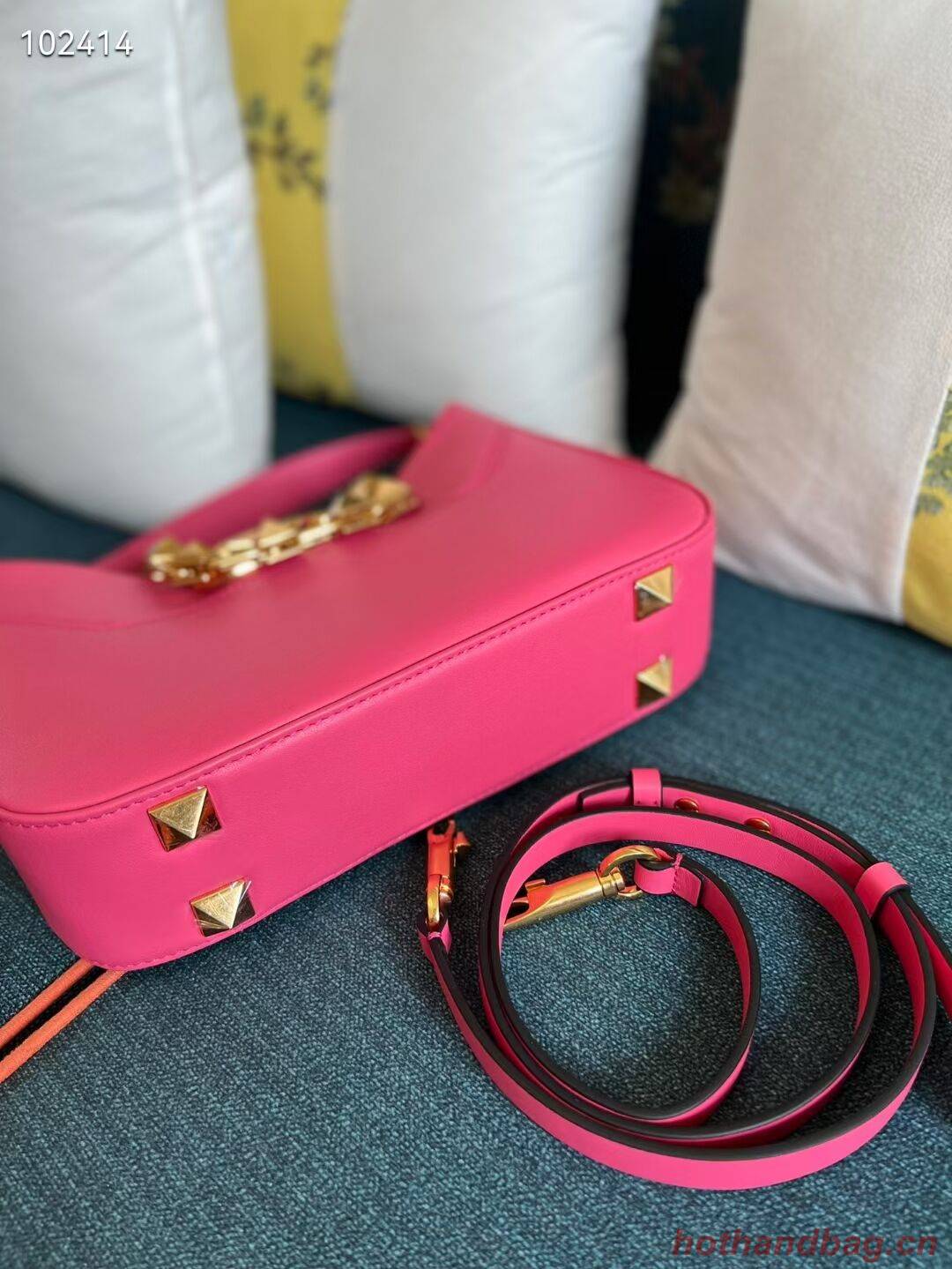 VALENTINO GARAVANI Loco Calf leather bag V2028 plum VALENTINO GARAVANI Loco Calf leather bag V2028 plum