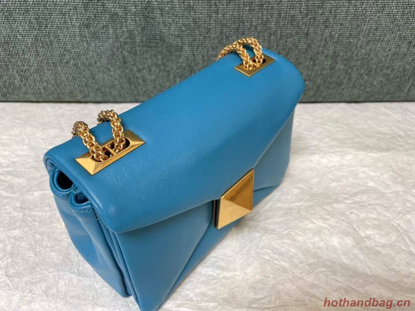 VALENTINO GARAVANI One Stud Sheepskin Shoulder Bag XW0B0K21 blue VALENTINO GARAVANI One Stud Sheepskin Shoulder Bag XW0B0K21 blue