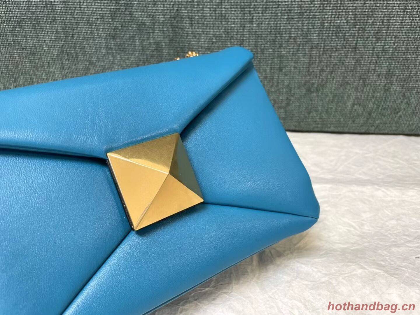 VALENTINO GARAVANI One Stud Sheepskin Shoulder Bag XW0B0K21 blue VALENTINO GARAVANI One Stud Sheepskin Shoulder Bag XW0B0K21 blue