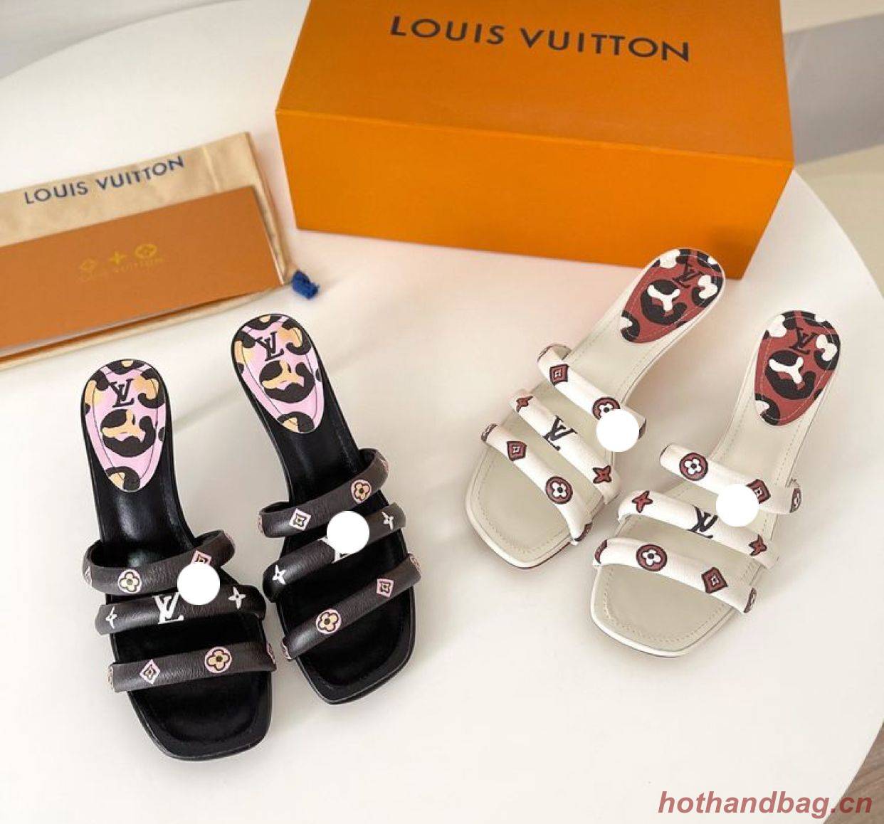 Louis Vuitton Slipper LV23015 Black Louis Vuitton Slipper LV23015 Black