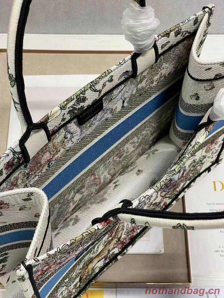 SMALL DIOR BOOK TOTE Embroidery C1287-30 white SMALL DIOR BOOK TOTE Embroidery C1287-30 white