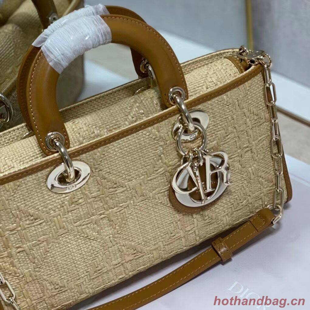 MEDIUM LADY DIOR BAG C9627 Apricot MEDIUM LADY DIOR BAG C9627 Apricot