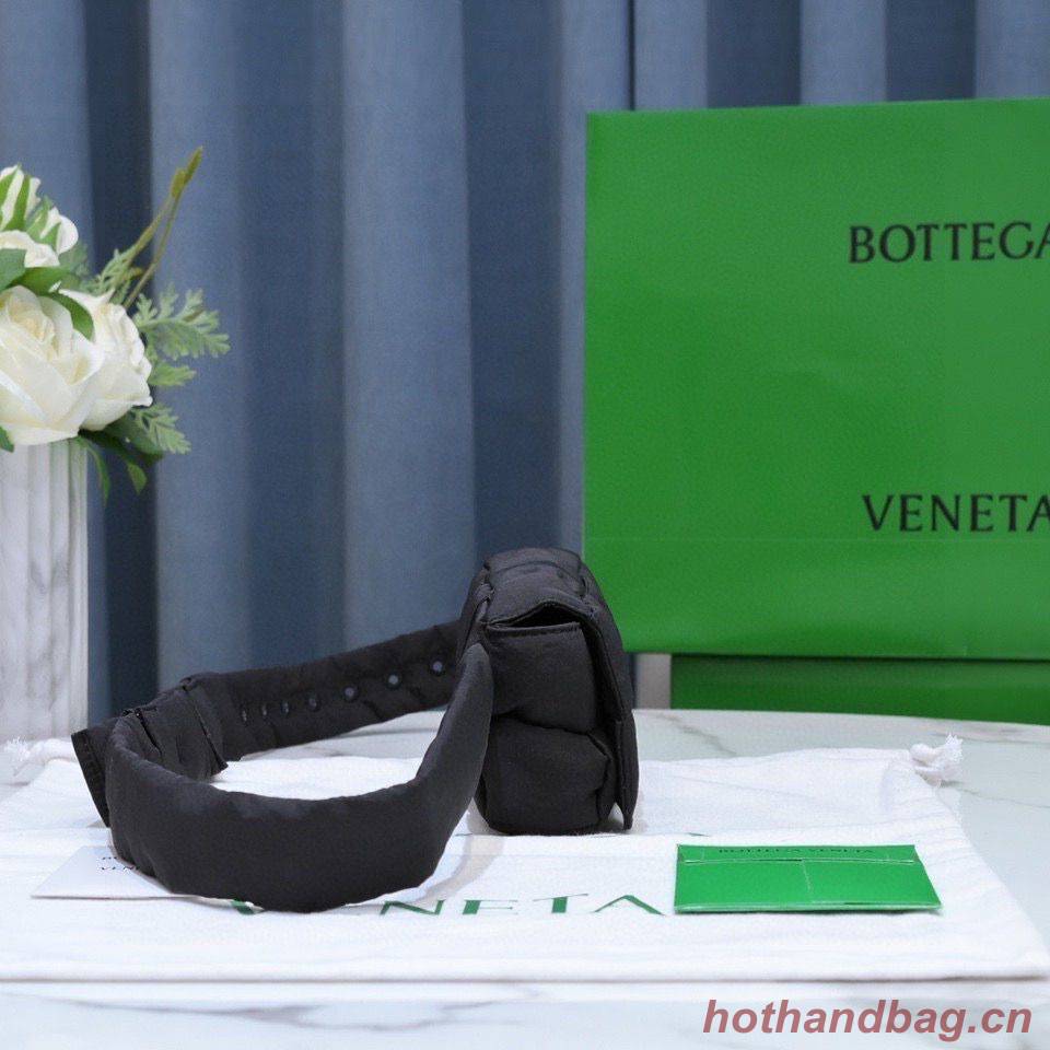 Bottega Veneta CASSETTE Mini Nylon belt bag 8952 Black Bottega Veneta CASSETTE Mini Nylon belt bag 8952 Black