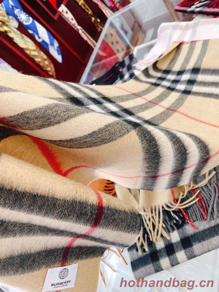 Burberry Scarf BBC00017 Burberry Scarf BBC00017