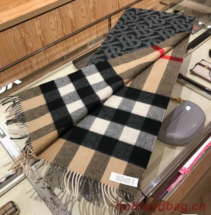 Burberry Scarf BBC00029 Burberry Scarf BBC00029