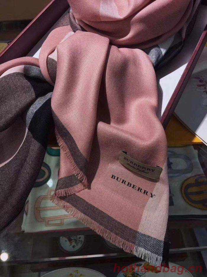 Burberry Scarf BBC00043 Burberry Scarf BBC00043