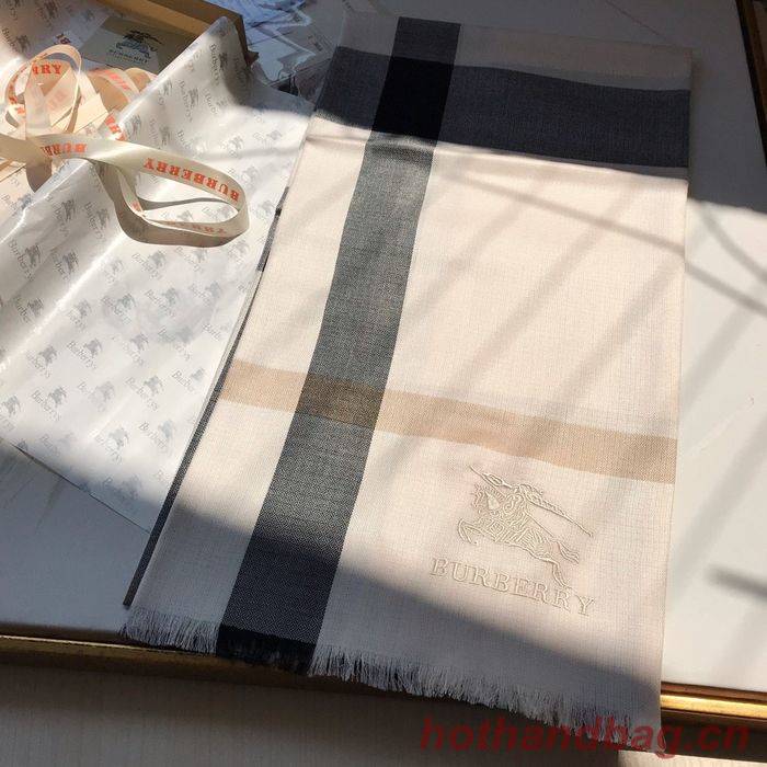 Burberry Scarf BBC00054 Burberry Scarf BBC00054