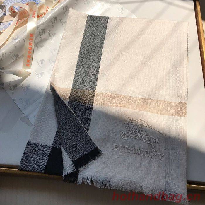 Burberry Scarf BBC00054 Burberry Scarf BBC00054