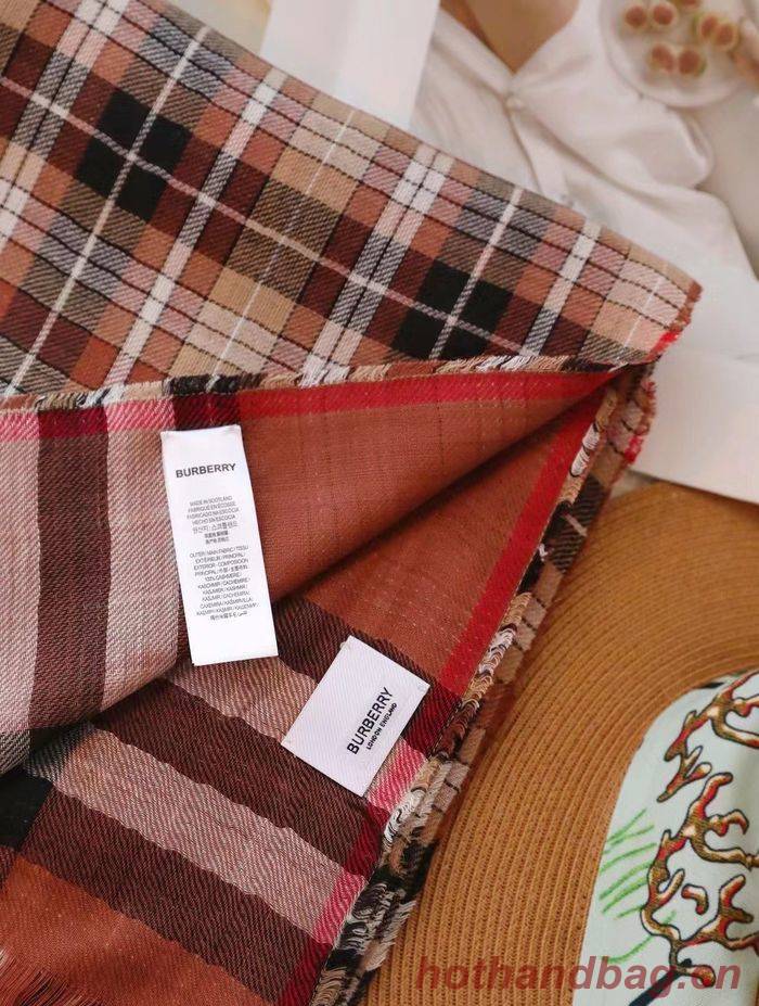 Burberry Scarf BBC00102 Burberry Scarf BBC00102