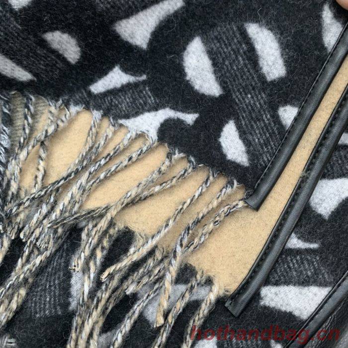 Burberry Scarf BBC00115 Burberry Scarf BBC00115